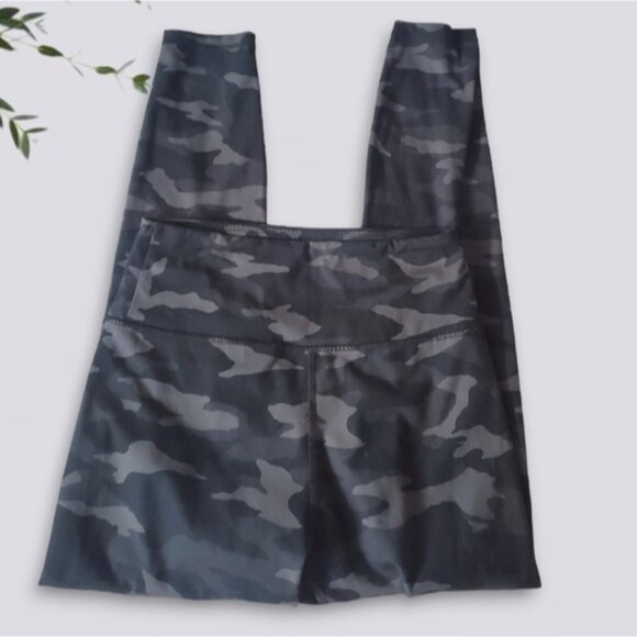 Zobha NWT Camo Soft High Rise Leggings- Size M - Picture 5 of 13
